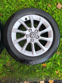 Originální alu disky pro koncern VW 5x112 s letními pneu - 4