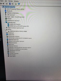 Herní Notebook Razer blázen 18. - 4