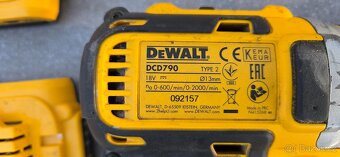 Dewalt - 4