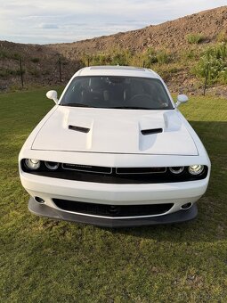 Dodge Challenger Scat Pack R/T 6.4 - 4