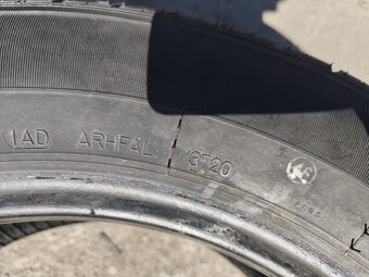 Prodám 4x pneu 215/60 r16C celoroční 8mm - 4