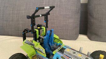 LEGO Technic 42037 – Terénní Bugina - 4