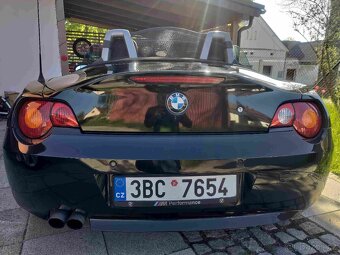Cabrio BMW Z4 E85 R6 2.2i, manuál - 4