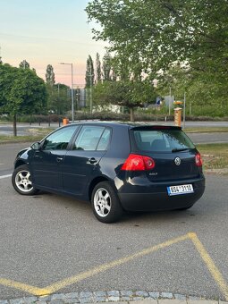 Volkswagen Golf V 1.4 - 4