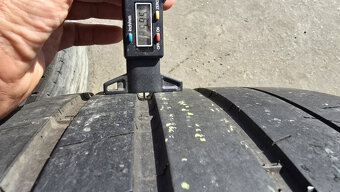Letní pneu 275/35/19 Michelin - 4