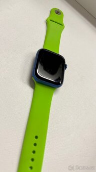 Apple Watch 7 45mm Blue, pěkný stav - 4