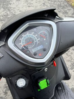 Skútr KYMCO agility City 125 - 4