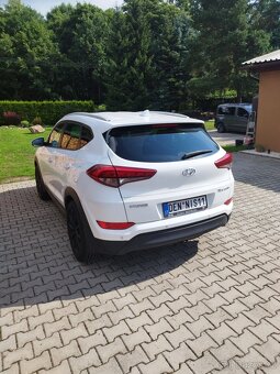 Hyundai tucson 1.7 crdi 85kw - 4
