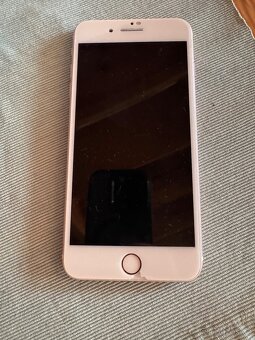 iPhone 8 plus 256GB – nefunkční - 4