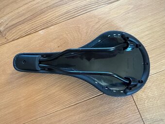 Sedlo Triban Gravel – nové, nepoužité - 4