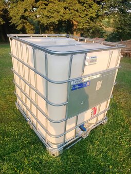 IBC nádrž kontejner 1000l - 4