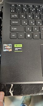 Prodám notebook Acer Nitro V15 - 4