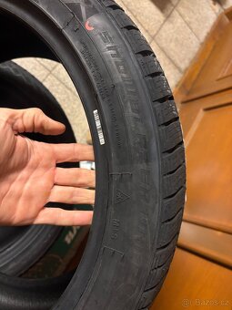 225/45 R18 - 4