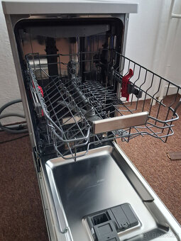 Myčka Whirlpool. - 4