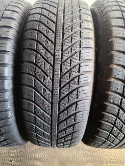ZIMNÍ PNEU GOODYEAR 195/60/16-4KS - 4