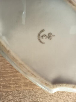 Porcelánová dóza Karlovy Vary - 4