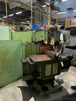 Nástrojová frézka FNGJ 32 - 4