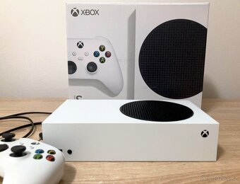 Xbox Series S - 500GB bílý - 4