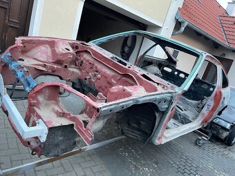 Honda crx ee8 karoserie - 4