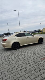 Lexus is220d 130kw - 4