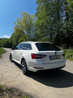 Škoda Superb III Combi - 4