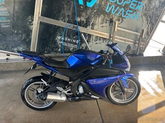 Yamaha yzf r125 - 4