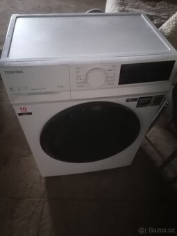Toshiba - 4