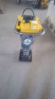 Vibrační pěch Wacker Neuson - 4