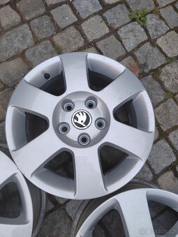 Prodám orig alu 15 škoda Octavia 2 5x112 ET 47 - 4
