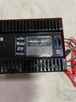 Nabíječka baterii Einhell CC-BC 10 E 10 - 4