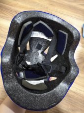 Přilba na kolo/ koloběžku/ skate - 4