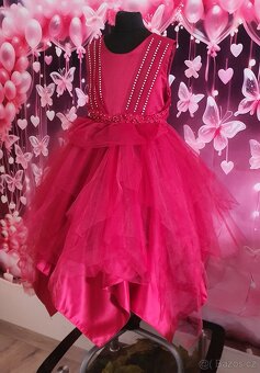 Dětské slavnotní asymetrické šaty - 4