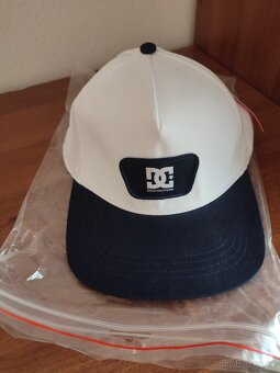 Kšiltovka nová - 4