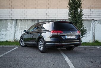 Volkswagen Passat Variant 2.0 TDI BMT Business Comfortline - 4