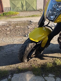 Kawasaki ER-6N - 4