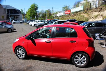Toyota Yaris - 4