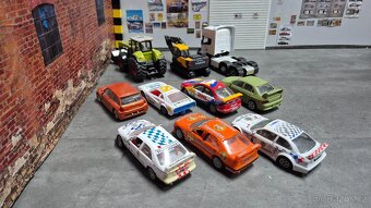 Modely 1:32 - 1:43 - 4
