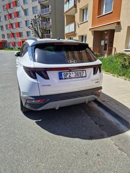 HYUNDAI TUCSON - 4