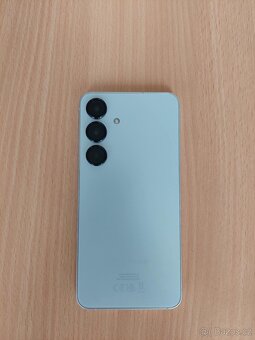 Prodám Samsung Galaxy S24 256GB - 4