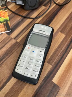 Nokia 1100, zcela nová - 4