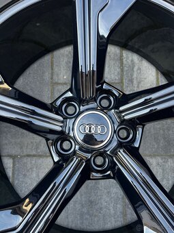 TOP sada originál Audi RS4/RS5 R20 - 4