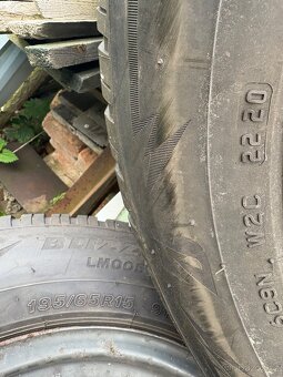 Zimní pneu na dojetí 5x110 195/65/15 středová díra 65.1 - 4