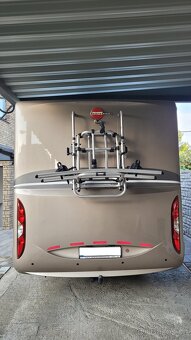 Obytný automobil Burstner Elegance i726, Iveco 3,0 - 4