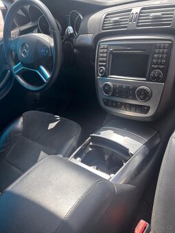 Mercedes-Benz R 350 CDI 4MATIC (2010) na ND – pouze jako cel - 4