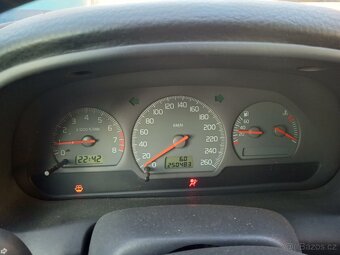 Volvo v40 1,8 90 kw náhradní díly. - 4