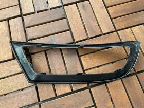 BMW Z4 e89 - rámeček mřížky předního nárazníku 51117203800 - 4