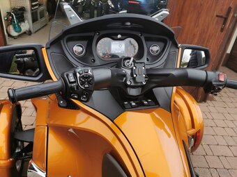 Prodám Can Am Spyder RT - 4