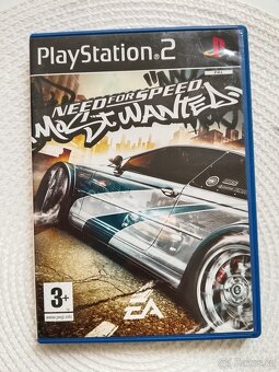 PS2 hry - GTA San Andreas, need for speed - 4