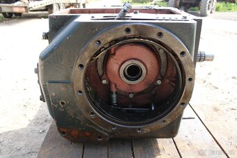 Zetor 7211 7245 rozvodovka diferenciál - 4