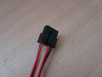 MOLEX 2x na 8 PIN REDUKCE KABEL IHNED K PRODEJI - 4